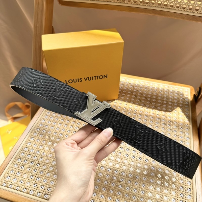 l0vis Vvtt0n belts